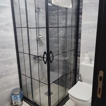 Madi Hotel 3*